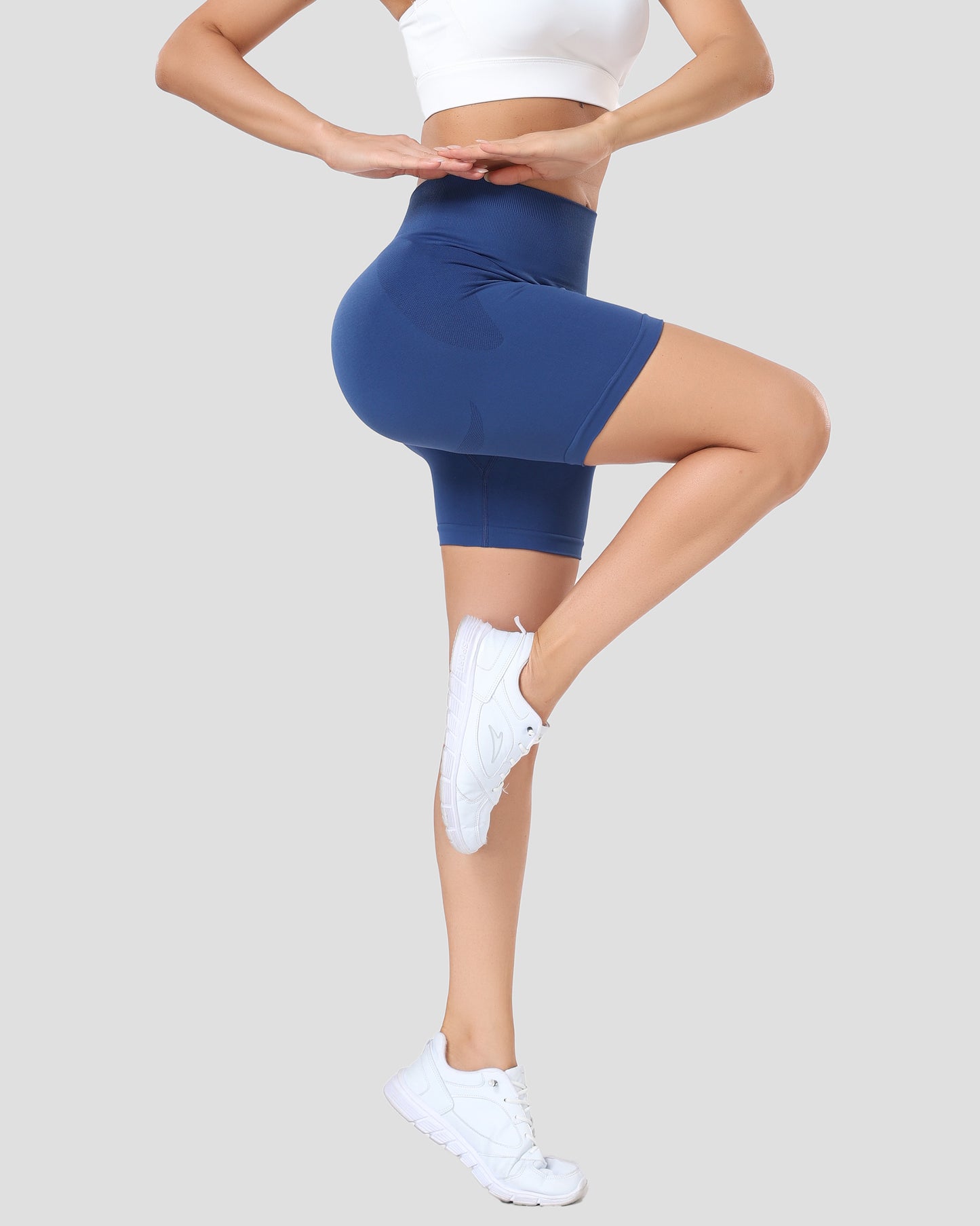 Skinny Seamless Women's Lightweight Sweatpants Shorts for Running Yoga Workout