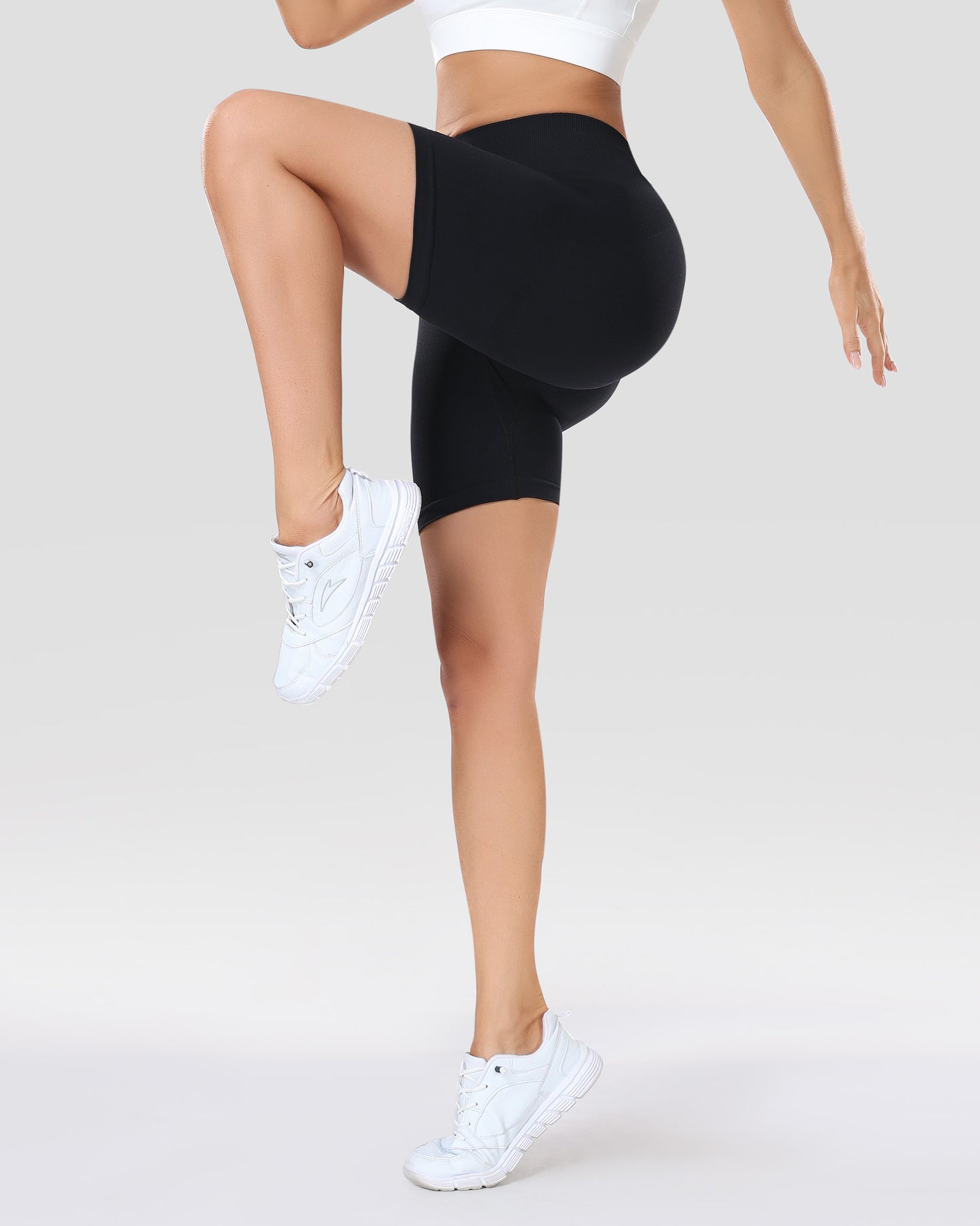 Skinny Seamless Women's Lightweight Sweatpants Shorts for Running Yoga Workout